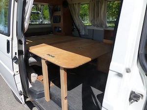 VW T4 2,5 TDI Transporter, AHK, 5-Sitzer, Eigenausbau, Fahrradträger, Dachträger, TÜV 04 28 EZ: 2001 Bild 8
