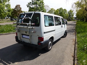 VW T4 2,5 TDI Transporter, AHK, 5-Sitzer, Eigenausbau, Fahrradträger, Dachträger, TÜV 04 28 EZ: 2001 Bild 2