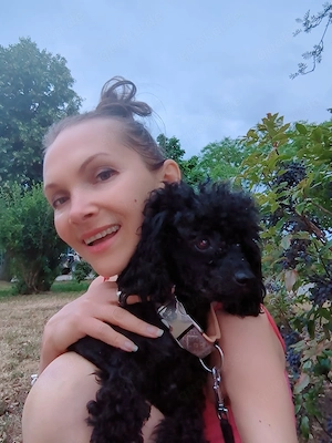 Dringend:such  Zimmer Whg im MTK (Kelkheim +10km)   mit kl. Hund