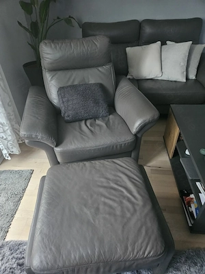 2Sitzer u.1 Sessel mit Hocker Leder grau (Lederland)
