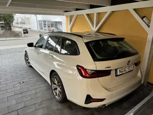 BMW 318 318d Touring 59800 KM Automatik Navi Garantie BMW