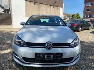 Volkswagen Golf Lounge BMT