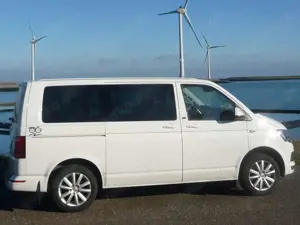 Caravans-Wohnm VW Multivan Comfortline KR 2.0 TDI EU6 SCR 4MO BMT 150 KW 7Gang-DSG