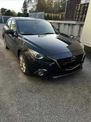 Mazda 3 SKYACTIV-D 150 Automatik Sports-Line