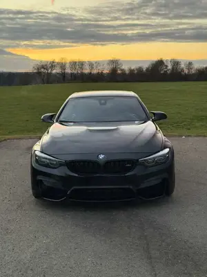 BMW M4 Cabrio DKG Competition