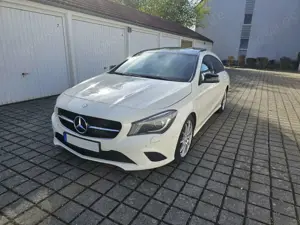 Mercedes-Benz CLA 250 Shooting Brake Pano*Xenon*Navi