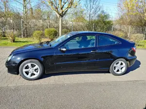 Mercedes-Benz C 180 C 180 Kompressor Sportcoupe Sport Edition