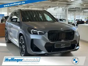BMW X1 M35i xD. M Sport Pro ACC HUD AHK PanoD. 20" LED
