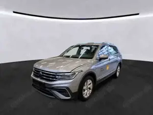 Volkswagen Tiguan Allspace Life 1,5TSI DSG NAVI AHK 7Sitzer Bild 2