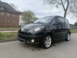 Peugeot 1007 Premium KLIMAAUTOMATIK ALU TÜV NEU Bild 4