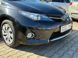 Toyota Auris Bild 2
