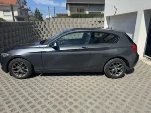 BMW 118 118 d Advantage Bild 5