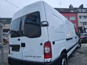 Opel Movano 2.5 CDTI L3H2 Bild 4