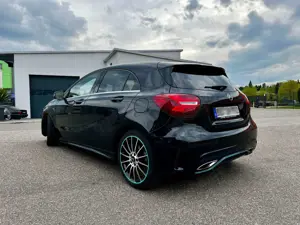 Mercedes-Benz A 180 A 180 7G-DCT Peak Edition Bild 2