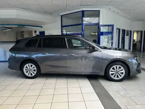 Opel Astra ST 1.2 T Edition,Komfort+Tech+Navi+ACC+RFK Bild 2
