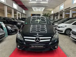 Mercedes-Benz B 180 *TÜV NEU*SERVICE NEU*AHK*PDC*SHZ*NAVI* Bild 2