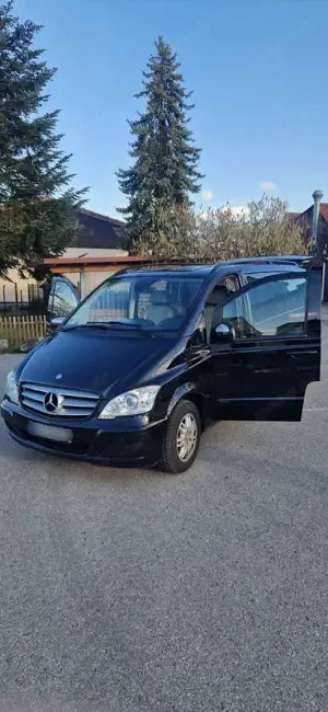 Mercedes-Benz Viano 2.2 CDI DPF extralang 4Matic Automatik Ambiente Ed