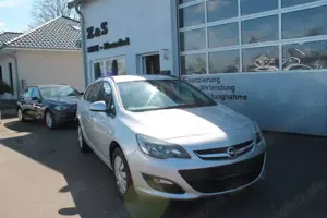 Opel Astra J Sports Tourer Selection
