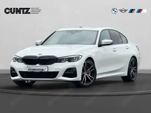 BMW 330 i xDrive Limousine M Sport Glasdach ParkingAssist