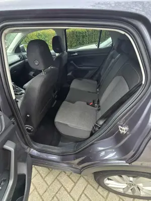 Volkswagen T-Cross 1.0 TSI 85 kW Life Bild 5