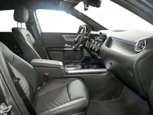 Mercedes-Benz GLA 200 NIGHT PROGRESSIVE 360 AHK DISTR KAMERA Bild 5