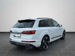 Audi SQ7 4.0 TFSI Quattro BO AHK HUD  PANO 360° HD-M Bild 3