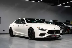 Maserati Ghibli 3.8 V8 Trofeo CarbonPack-360°-21"