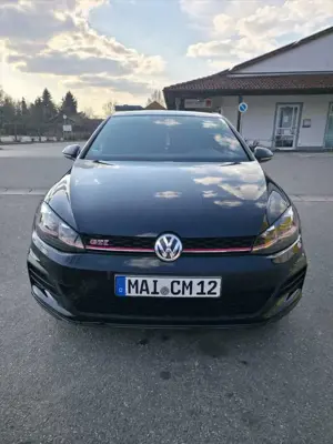 Volkswagen Golf GTI VII DSG Performance