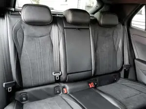 Volkswagen T-Roc Style 1.5 l eTSI OPF 110 kW (150 PS) 7-Gan Bild 4