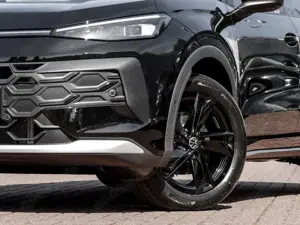 Volkswagen T-Roc Style 1.5 l eTSI OPF 110 kW (150 PS) 7-Gan Bild 5