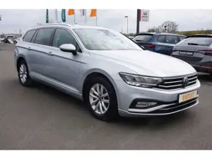 Volkswagen Passat Variant 1.5TSI-DSG-Navi-4xSihz-Abst.Tempo-PDCCam-EU6