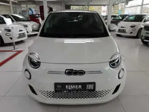 Fiat 500e 42kWh - AutoAndrid/AppleCarPlay-Alus
