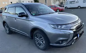 Mitsubishi Outlander 2.0 4WD CVT Active+