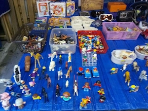 Trödel bzw Flohmarkt Artikel zu verkaufen 