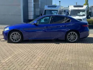 Alfa Romeo Giulia Bild 2