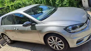 Volkswagen Golf Sondermodell IQ - Drive! Viel Elektronik! + AHK!