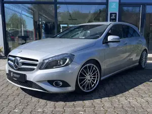 Mercedes-Benz A 180 A 180 BlueEfficiency (176.042)