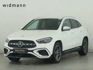 Mercedes-Benz GLA 200 *AMG Premium*Multibeam*Soundsystem*19"**