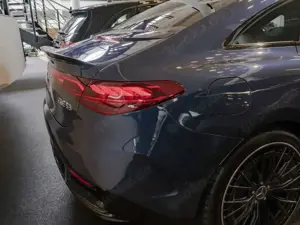 Mercedes-Benz EQE 53 AMG 4M+ Hyper/Pano/Burm/HUD/Sitzklima/21" Bild 5