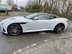Aston Martin DBS DBS Superleggera