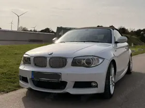 BMW 123 1er Cabrio Diesel 123d Cabrio Aut. Limited Edition Lifestyle