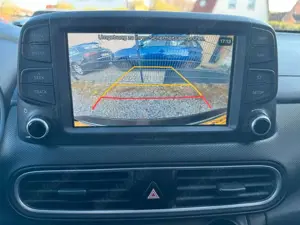 Hyundai KONA Trend / AHK / NAVI / ALLWETTERREIFEN / TEMP Bild 4