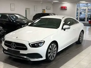 Mercedes-Benz E 200 E 200 Coupé/Kamera/Burmester/Totewinkel/12Monat