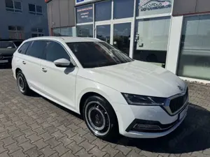 Skoda Octavia Combi 1.4 Style iV WT HeadupLED ACC Voll
