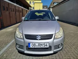 Suzuki SX4 SX4 1.6 VVT 4x2 Comfort Navi 8-fach bereift 2.Hand
