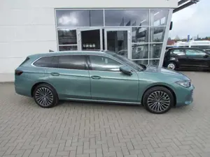 Volkswagen Passat Variant 1.5 TSI eHybrid DSG Elegance *AHK*LED* Bild 3