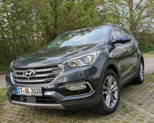 Hyundai Grand Santa Fe Diesel 2.2 CRDI 4WD Automatik Premium+2000kg AHK+