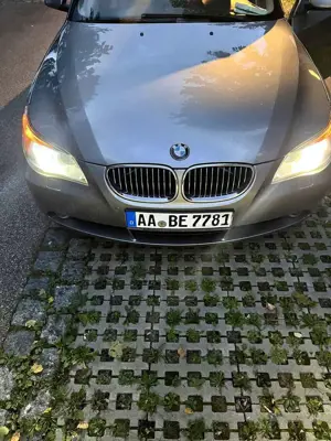BMW 523 523i