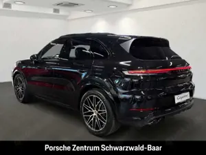 Porsche Cayenne Black Edition Surround-View InnoDrive Bild 3