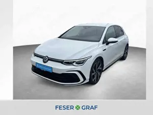 Volkswagen Golf VIII R-Line 1.5 TSI NAVI ACC LED HARMAN KARDON